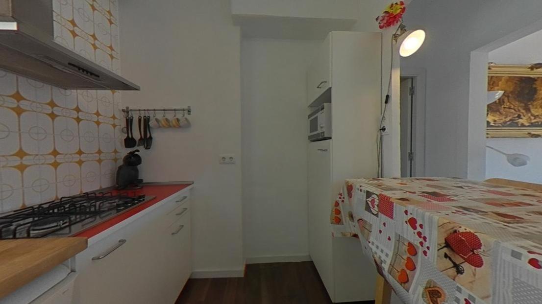Near Clot & Sagrada Familia Apartment Барселона Экстерьер фото