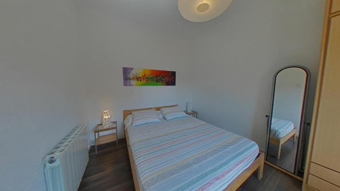 Near Clot & Sagrada Familia Apartment Барселона Экстерьер фото