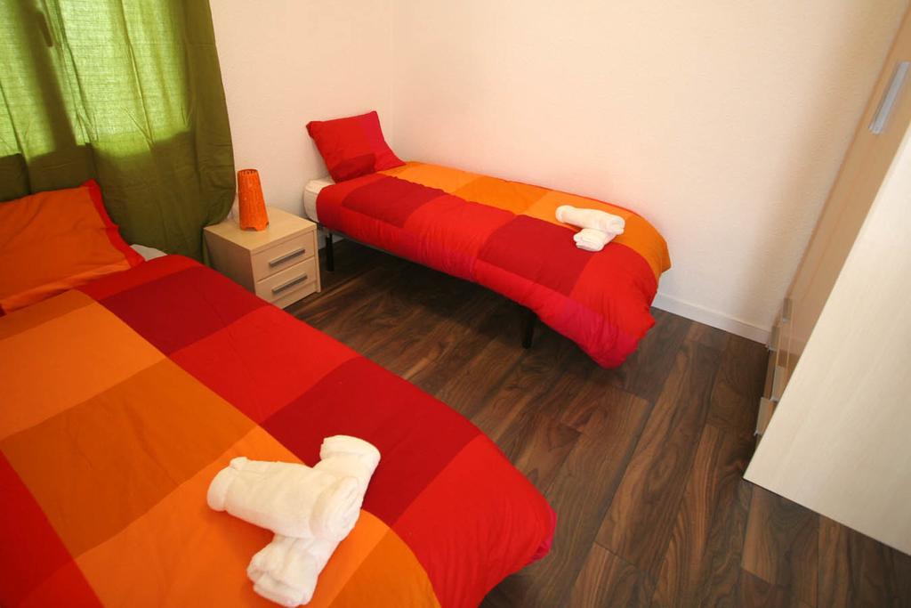 Near Clot & Sagrada Familia Apartment Барселона Экстерьер фото